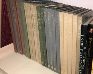 4912 Unit ~ Items Located In The Living Room