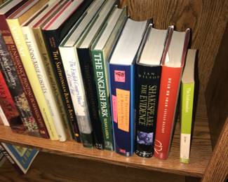 4912 Unit ~ Items Located In The Living Room