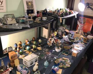 4910 Unit ~ Items Located In The Bed Room