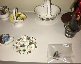 4912 Unit ~ Items Located In The Bedroom