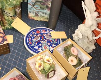 4910 Unit ~ Items Located In The Bed Room