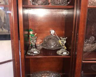 Items Located In The 4912 A Dining Room