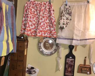 Items Located In The 4912 A Unit Kitchen