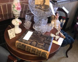 Items Located In The 4912 A Dining Room