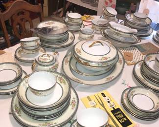 Items Located In The 4912 A Unit Kitchen