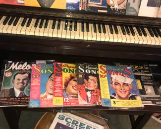 Items Located In The 4912 A Dining Room