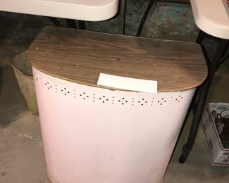 4912 A Items Located In The Basement