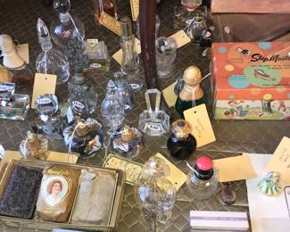 Items Located In The 4912 A 1st Bedroom