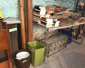 4912 A Items Located In The Basement