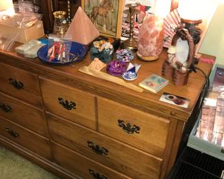 4910 Unit ~ Items Located In The Bed Room