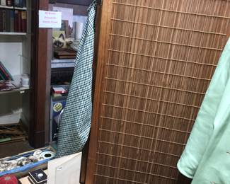 Items Located In The 4912 A 3rd Bedroom