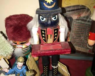 4912 Unit ~ Items Located In The Bed Room