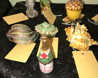 4910 Unit ~ Items Located In The Bed Room