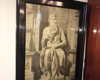 Items Located In The 4912 A Dining Room