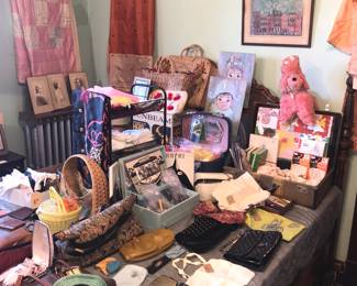 Items Located In The 4912 A 2nd Bedroom