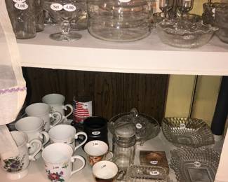 Items Located In The 4912 A Unit Kitchen