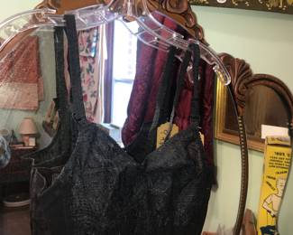 Items Located In The 4912 A 2nd Bedroom