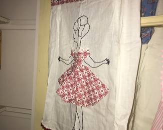 South Hampton 4 Family Estate Sale Preview Photo