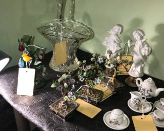 4910 Unit ~ Items Located In The Bed Room