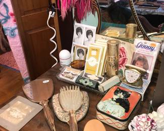 Items Located In The 4912 A 2nd Bedroom