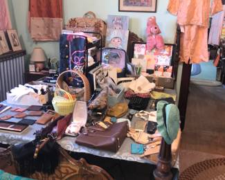 Items Located In The 4912 A 2nd Bedroom