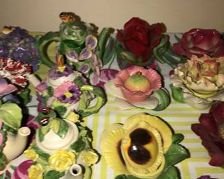 4912 Unit ~ Items Located In The Bedroom