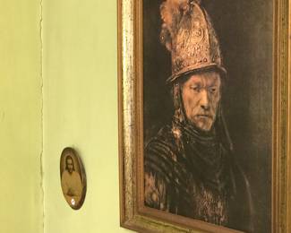 Items Located In The 4912 A 1st Bedroom