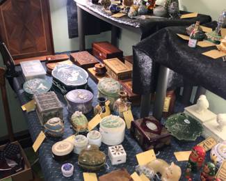 4910 Unit ~ Items Located In The Bed Room