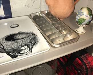 4912 Unit ~ Items Located In The Kitchen