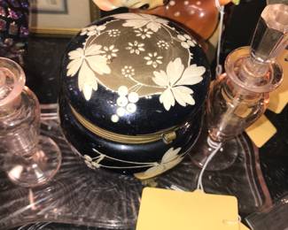 Items Located In The 4912 A 1st Bedroom