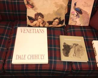 4912 Unit ~ Items Located In The Living Room