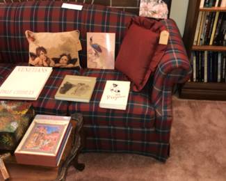 4912 Unit ~ Items Located In The Living Room