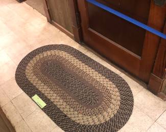 Items Located In The 4912 A Unit Kitchen