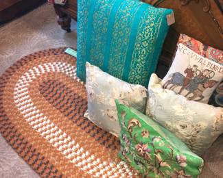 Items Located In The 4912 A 2nd Bedroom