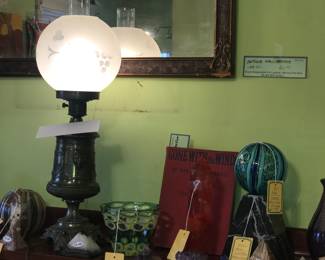 Items Located In The 4912 A 1st Bedroom