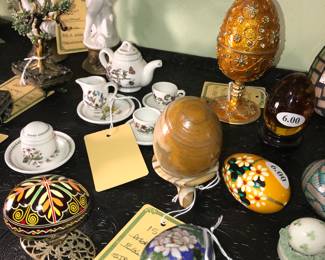 4910 Unit ~ Items Located In The Bed Room