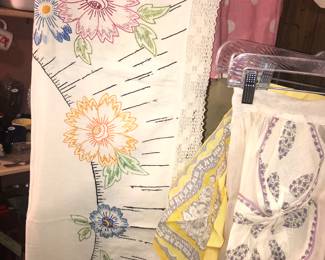 Items Located In The 4912 A Unit Kitchen