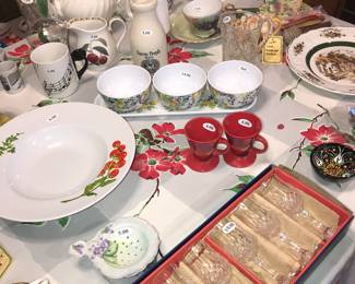 4910 Unit ~ Items Located In The Kitchen