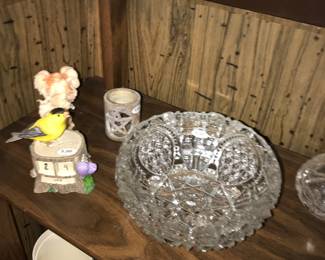 4910 Unit ~ Items Located In The Kitchen