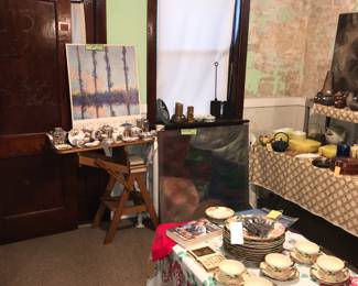 4912 Unit ~ Items Located In The Kitchen