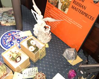 4910 Unit ~ Items Located In The Bed Room