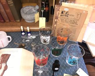 Items Located In The 4912 A 1st Bedroom