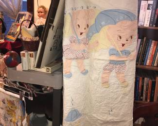 4912 Unit ~ Items Located In The Bed Room