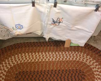 Items Located In The 4912 A Unit Kitchen