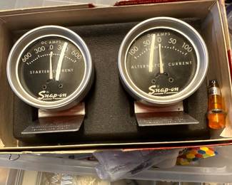Snap on inductive ammeter set 
