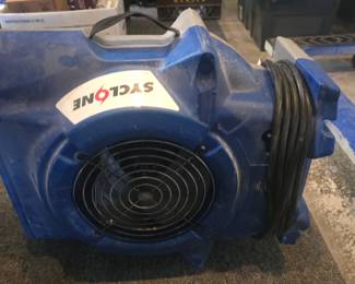 Syclone air Movers 4 available