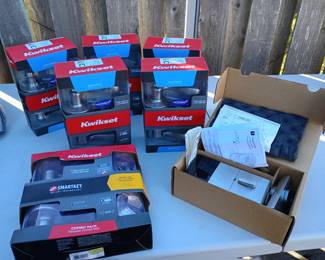 TONS OF TOOLS  AND SUPPLIES!! im not naming them all but handtools, eletric tools, looks like a small home depot lol 