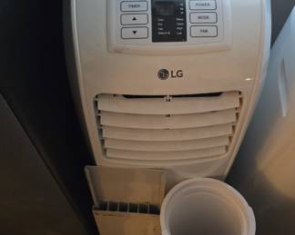 nice Portable Ac Unit with remote 