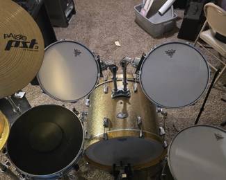 Pearl Vision Drum set 