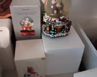 Snow globe.